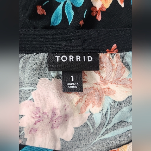 Torrid Black Floral Stretch Challis Mini A-Line Dress Plus Size 1X Spring Summer - Picture 10 of 12